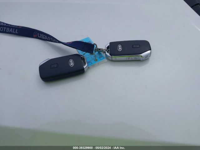 KNDERCAA0M7072642 KIA SELTOS EX