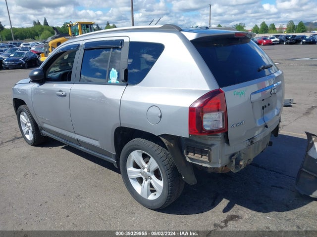 1C4NJDBB0HD106607 Jeep Compass Sport 4x4