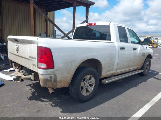 1C6RR7FG3KS608376 RAM 1500 Classic Tradesman Quad Cab 4x4 6'4 Box