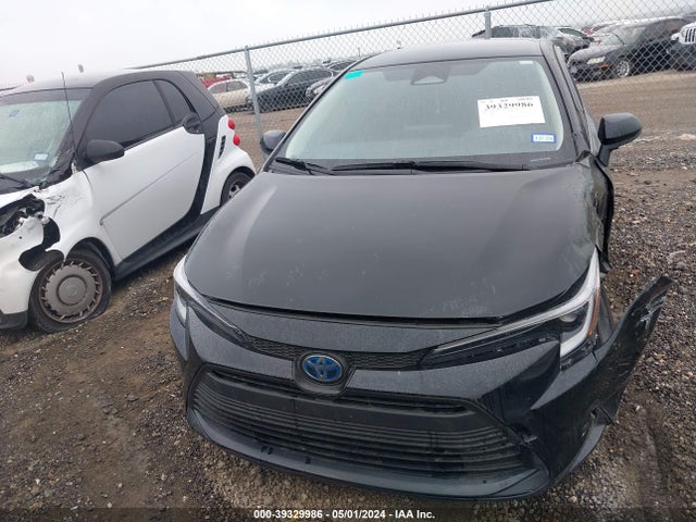 Toyota Corolla Hybrid Le 2024 JTDBCMFE8R3033642 Image 12