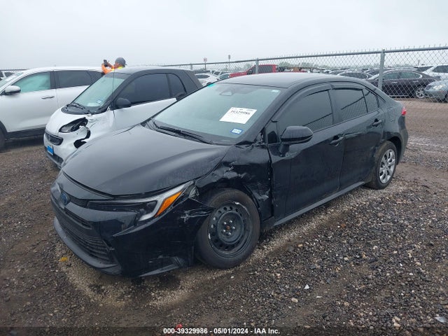 Toyota Corolla Hybrid Le 2024 JTDBCMFE8R3033642 Image 2
