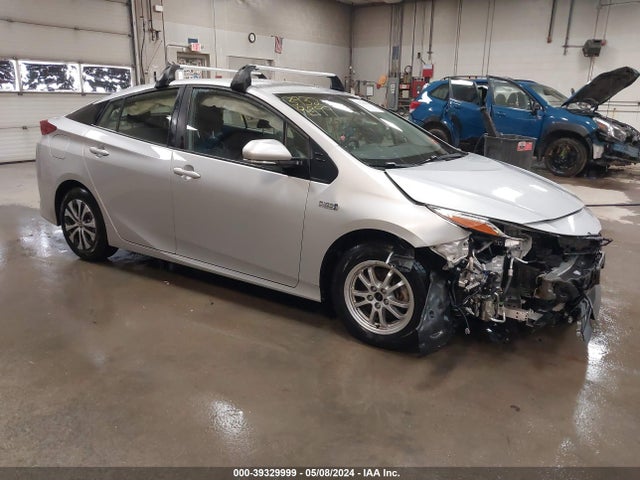 Toyota Prius Prime Le 2022 JTDKAMFP4N3214853 главное изображение