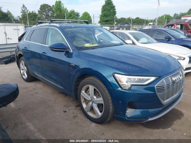 WA1LAAGE3KB009035 Audi E-tron Premium Plus
