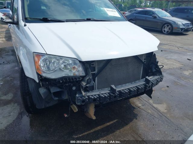 2C4RC1CG4FR573110 Chrysler Town & Country Touring-l