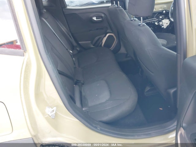 ZACCJABT2FPB86828 Jeep Renegade Latitude