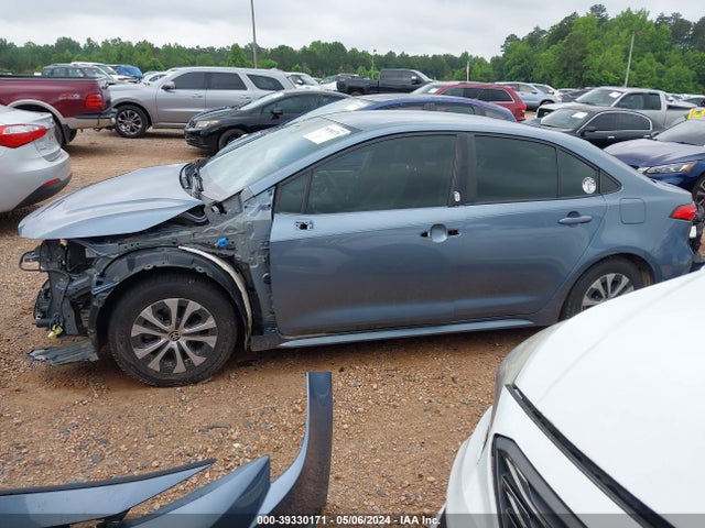 Toyota Corolla Hybrid Le 2021 JTDEAMDE2MJ023120 Image 15
