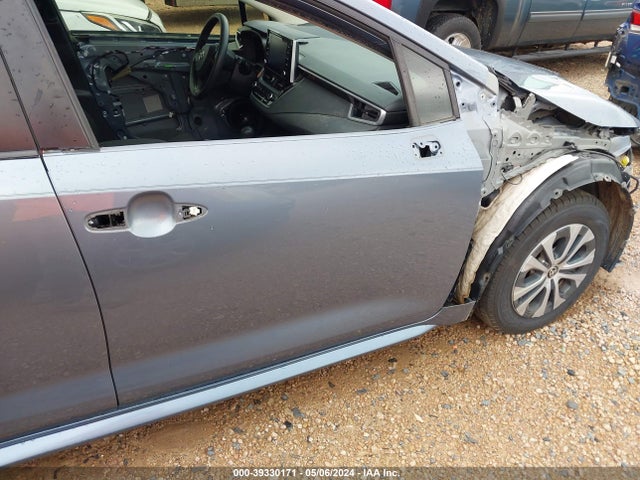 Toyota Corolla Hybrid Le 2021 JTDEAMDE2MJ023120 Image 19