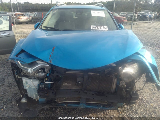 JTMWFREV7JD131423 Toyota Rav4 Xle
