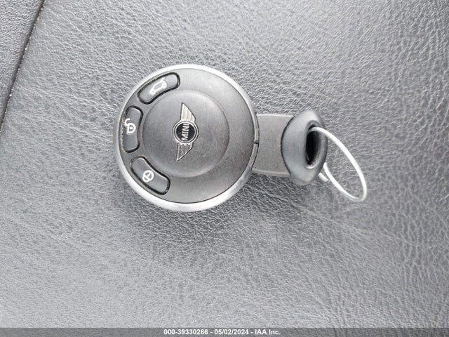 2008 MINI COOPER S CLUBMAN WMWMM33578TP71920 Photo 10