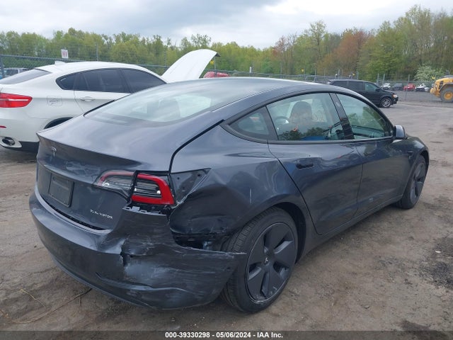 5YJ3E1EB4NF129074 Tesla Model 3 Long Range Dual Motor All-wheel Drive
