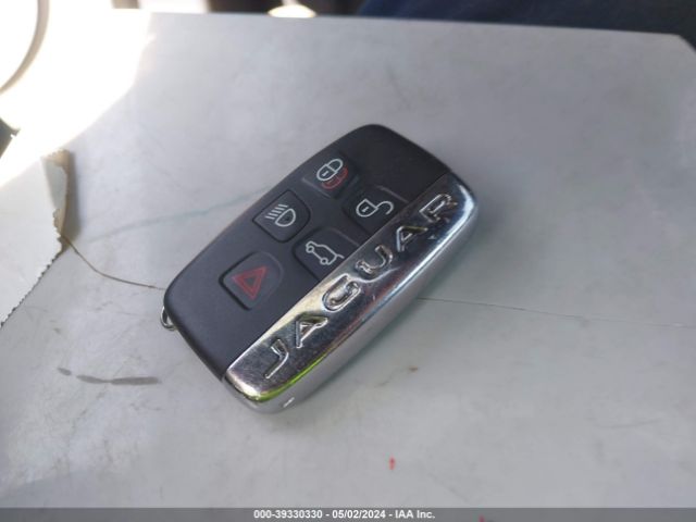 SADCM2BV0HA889723 Jaguar F-PACE S