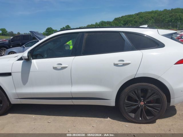 SADCM2BV0HA889723 Jaguar F-PACE S