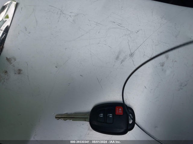 Toyota RAV4 LE 2016 2T3ZFREV9GW300642 Image 11