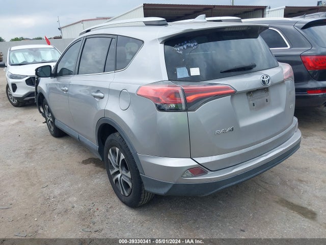 Toyota RAV4 LE 2016 2T3ZFREV9GW300642 Image 3