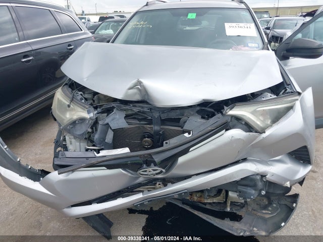 Toyota RAV4 LE 2016 2T3ZFREV9GW300642 Image 6