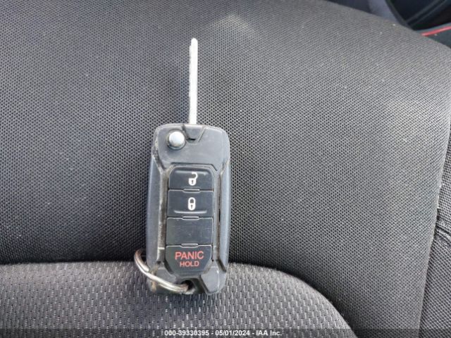 ZACCJABT5FPB99881 Jeep Renegade Latitude