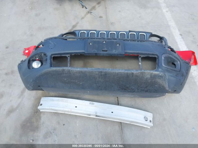 ZACCJABT5FPB99881 Jeep Renegade Latitude