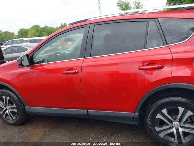 Toyota RAV4 LE 2016 JTMZFREV5GJ062853 Image 15