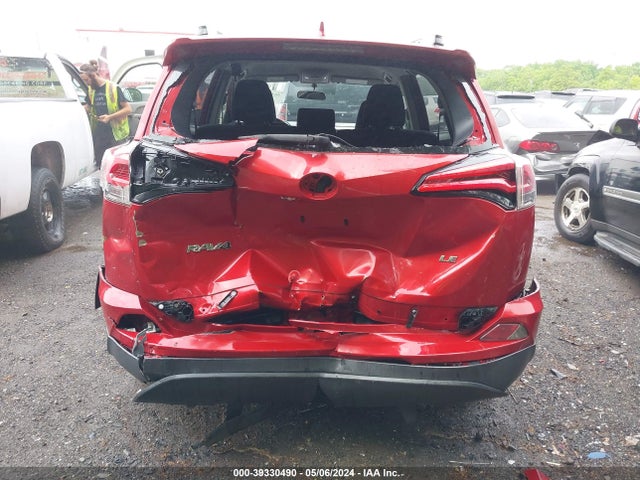 Toyota RAV4 LE 2016 JTMZFREV5GJ062853 Image 6