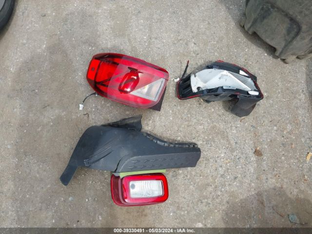 KMHRB8A35LU036428 Hyundai Venue Se