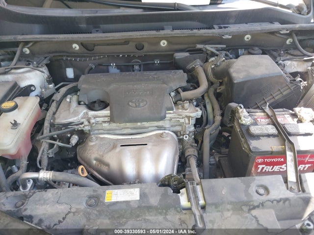 Toyota RAV4 LE 2017 2T3ZFREV3HW346730 Image 10