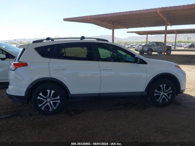 Toyota RAV4 LE 2017 2T3ZFREV3HW346730 Image 13
