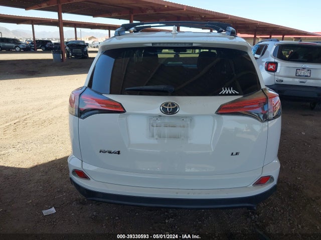 Toyota RAV4 LE 2017 2T3ZFREV3HW346730 Image 16