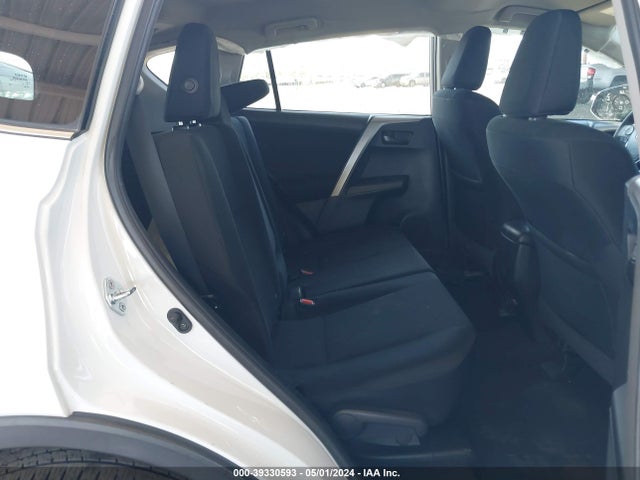 Toyota RAV4 LE 2017 2T3ZFREV3HW346730 Image 8