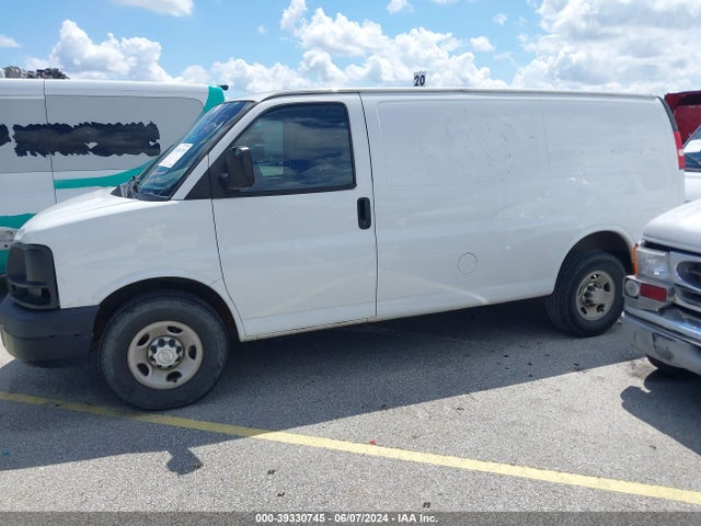 Chevrolet Express 2500 Work Van 2017 1GCWGAFF5H1310075 Image 14