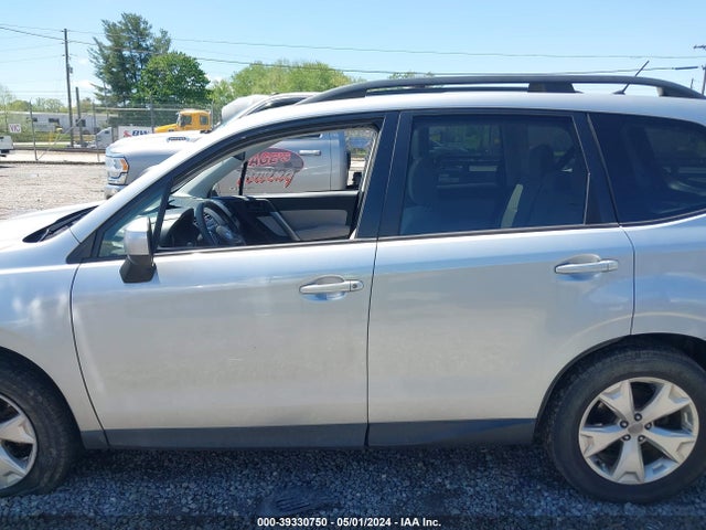 Subaru Forester 2.5i Premium 2015 JF2SJADC3FH454089 Image 14