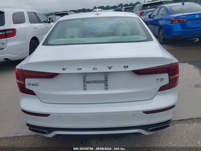 7JR102FZ9MG119329 Volvo S60 T5 Momentum
