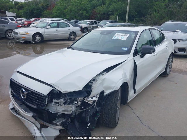 7JR102FZ9MG119329 Volvo S60 T5 Momentum