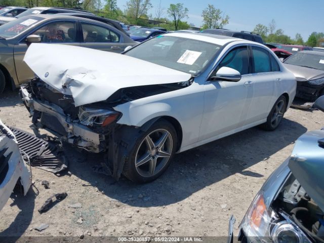 WDDZF4KB9HA077277 Mercedes-Benz E 300 4matic