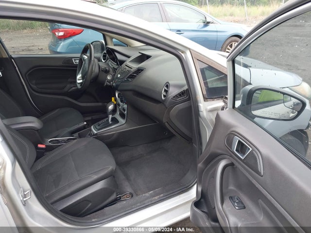 Ford FIESTA SE 2016 3FADP4BJ3GM114730 Image 5