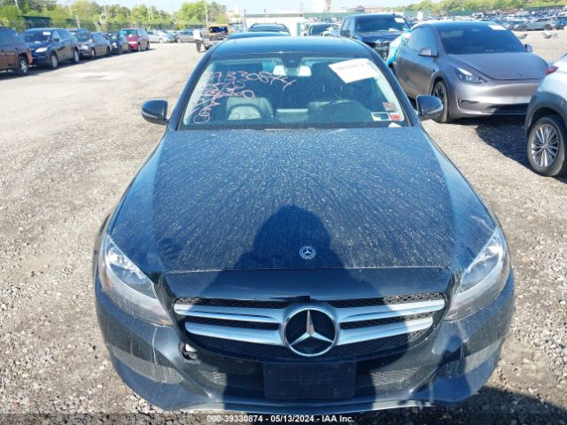 55SWF4KB2JU245589 Mercedes-Benz C 300 4matic