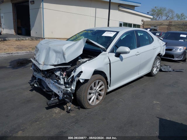 Toyota CAMRY LE 2023 4T1R11AK3PU157773 Image 2