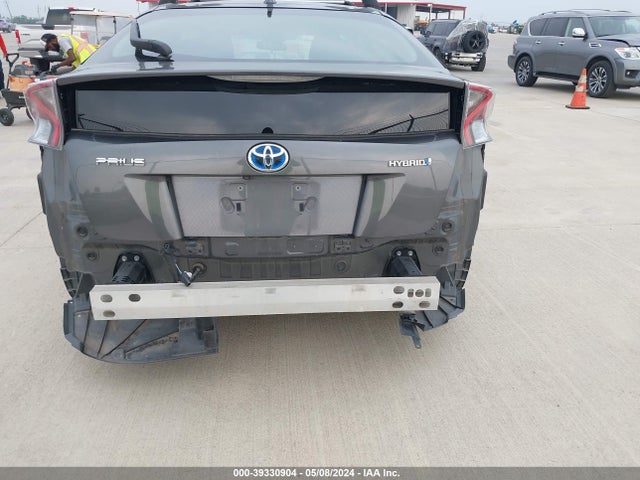 Toyota Prius Two 2017 JTDKBRFU5H3033734 Image 17