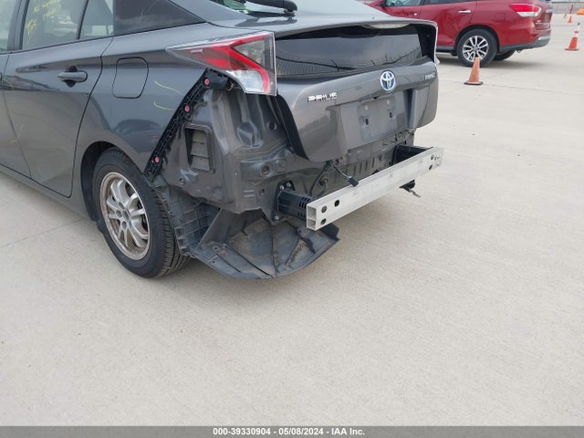 Toyota Prius Two 2017 JTDKBRFU5H3033734 Image 18