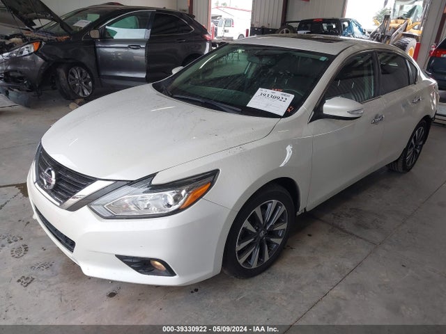 Nissan Altima 2.5 Sv 2017 1N4AL3AP2HC149258 Image 2
