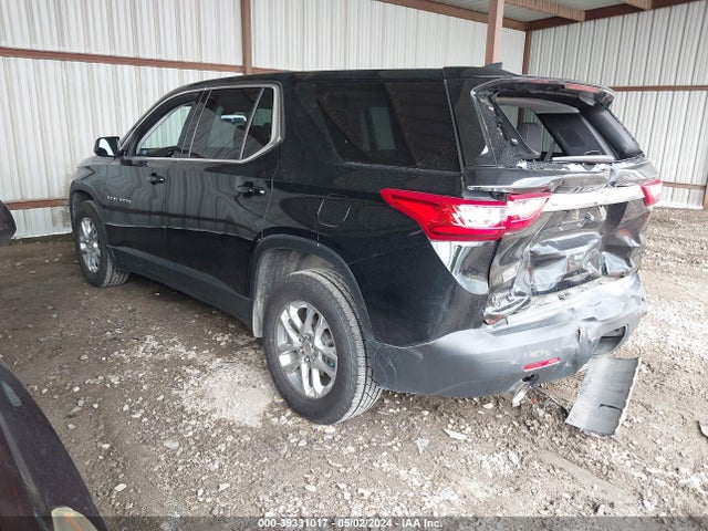 Chevrolet Traverse Ls 2018 1GNERFKW3JJ140739 Image 3