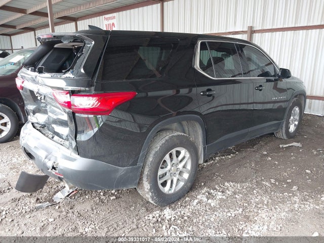 Chevrolet Traverse Ls 2018 1GNERFKW3JJ140739 Image 4