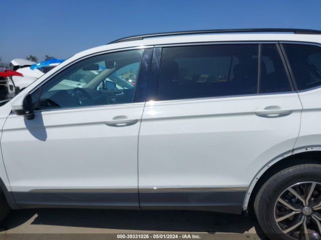 3VV3B7AX0MM002427 Volkswagen Tiguan 2.0t Se/2.0t Se R-line Black/2.0t Sel