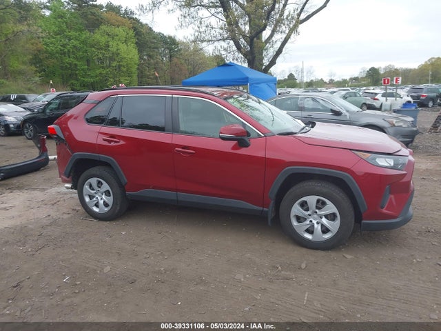 Toyota RAV4 LE 2019 JTMG1RFV7KJ004367 Image 13