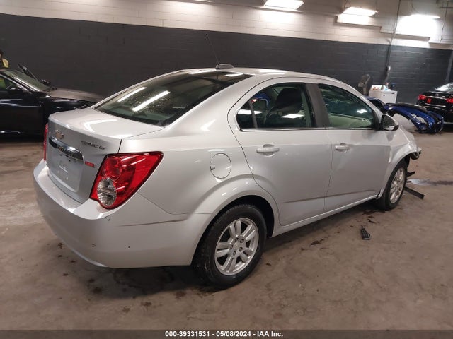 Chevrolet Sonic Lt Auto 2016 1G1JC5SB8G4166804 Image 4