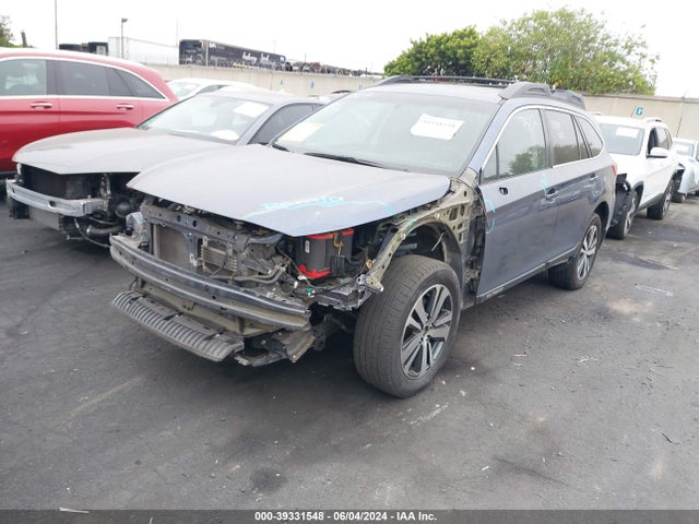 Subaru Outback 2.5i Limited 2018 4S4BSAKC8J3238142 Image 2