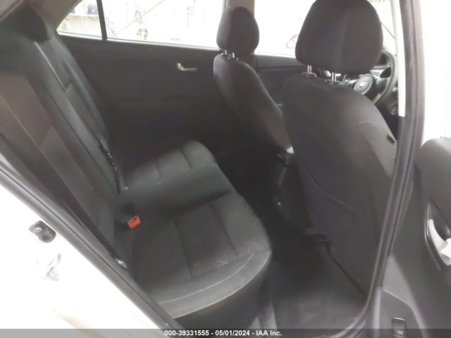 3KPA25AD4ME371298 KIA Rio 5-door S
