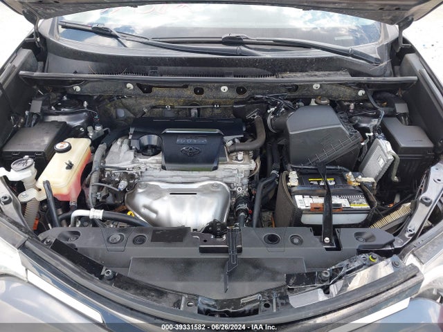 Toyota RAV4 LE 2018 JTMZFREV6JJ741957 Image 10