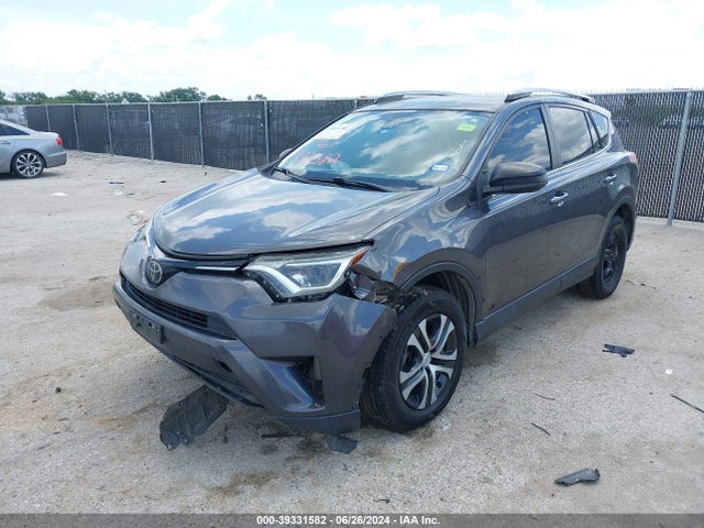 Toyota RAV4 LE 2018 JTMZFREV6JJ741957 Image 6