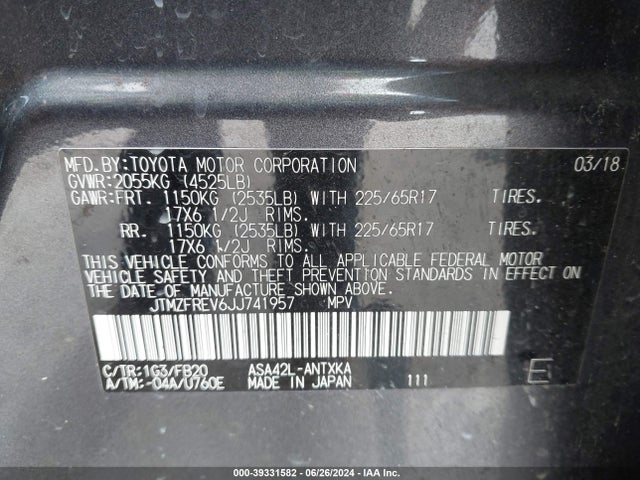 Toyota RAV4 LE 2018 JTMZFREV6JJ741957 Image 9
