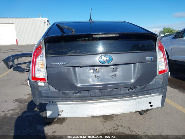 Toyota Prius Two 2015 JTDKN3DU6F0443240 Image 17